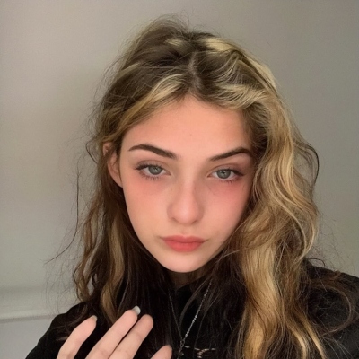 Isabella Cruz